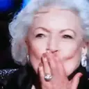Te mando besos   Mov 5